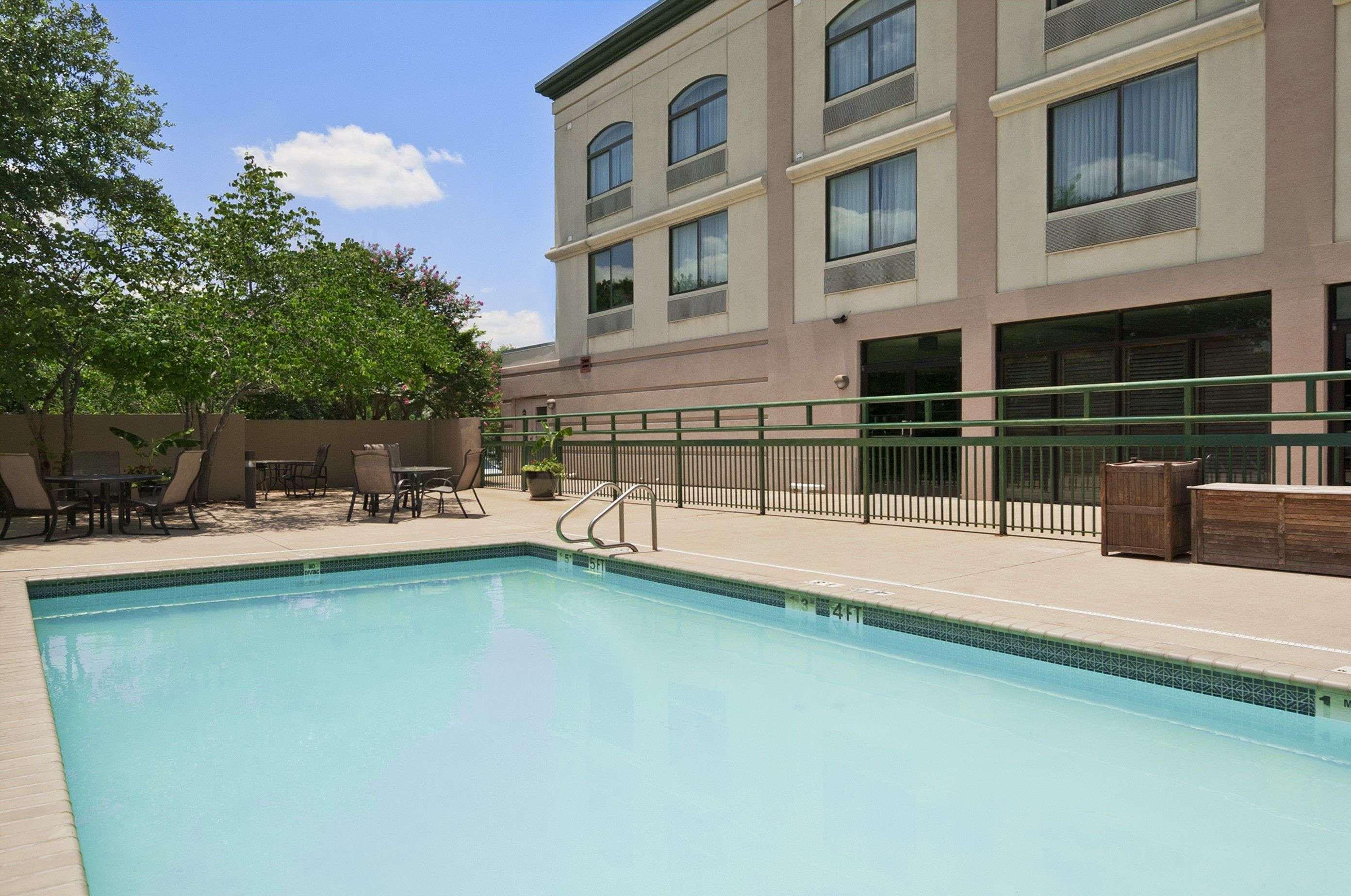 Wingate By Wyndham And Williamson Conference Center Hotel Round Rock Exterior foto