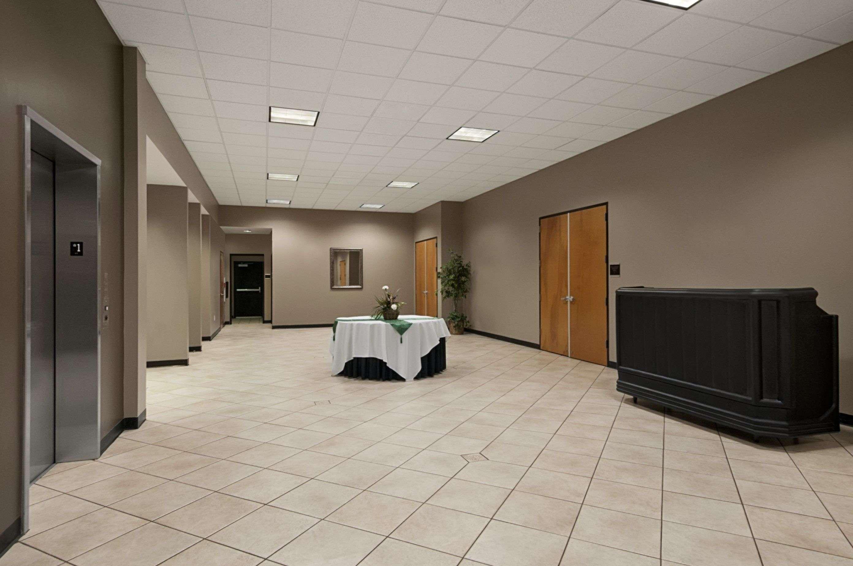 Wingate By Wyndham And Williamson Conference Center Hotel Round Rock Exterior foto